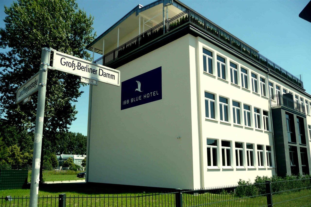 B&B Hotel Berlin-Adlershof Exterior photo
